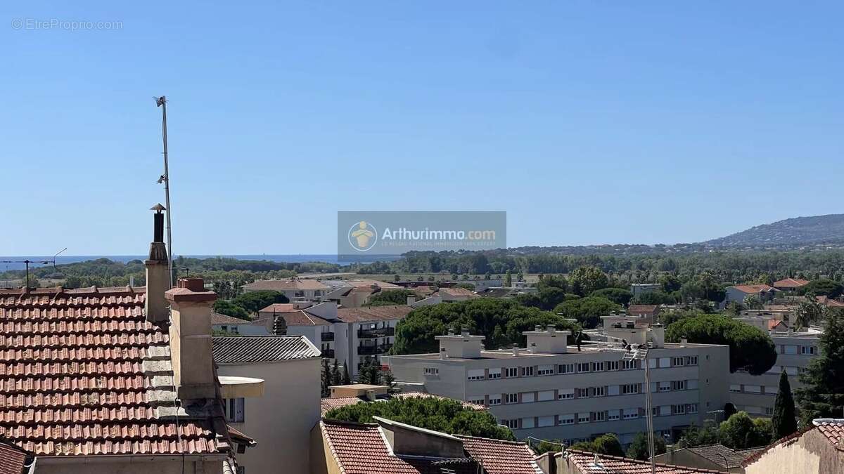 Appartement à FREJUS