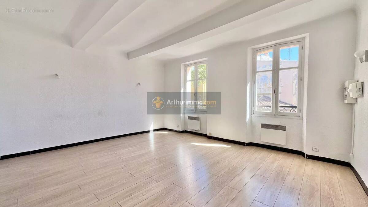 Appartement à FREJUS