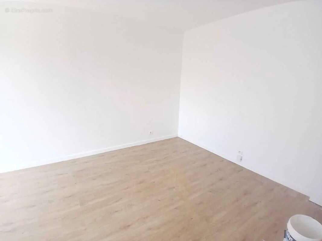 Appartement à SAINT-SEBASTIEN-SUR-LOIRE