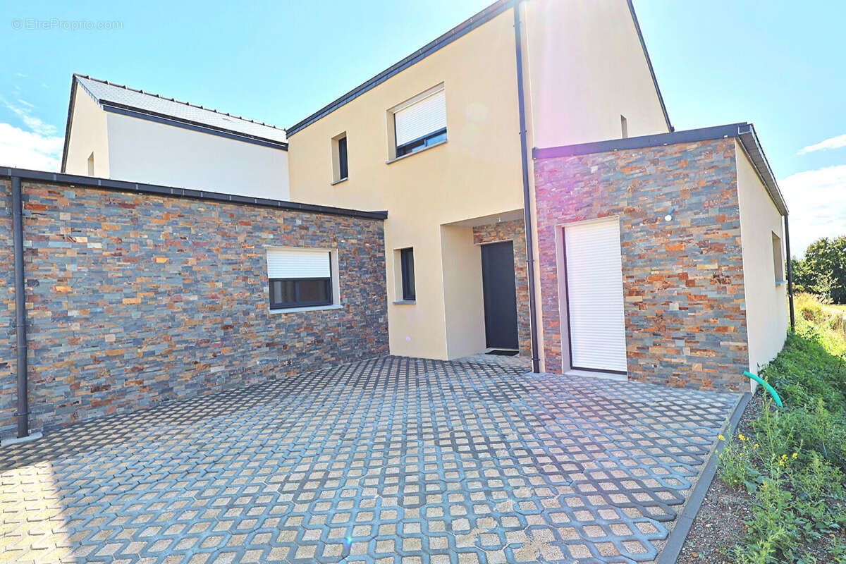 Maison à SAINT-PERE