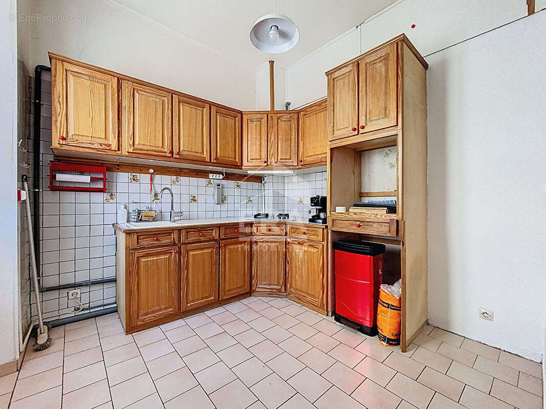 Appartement à MARSEILLE-2E
