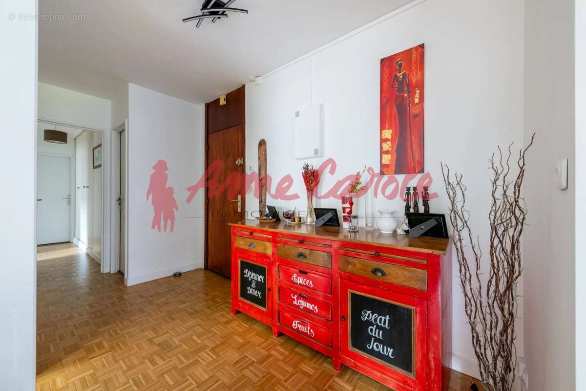 Appartement à PARIS-19E