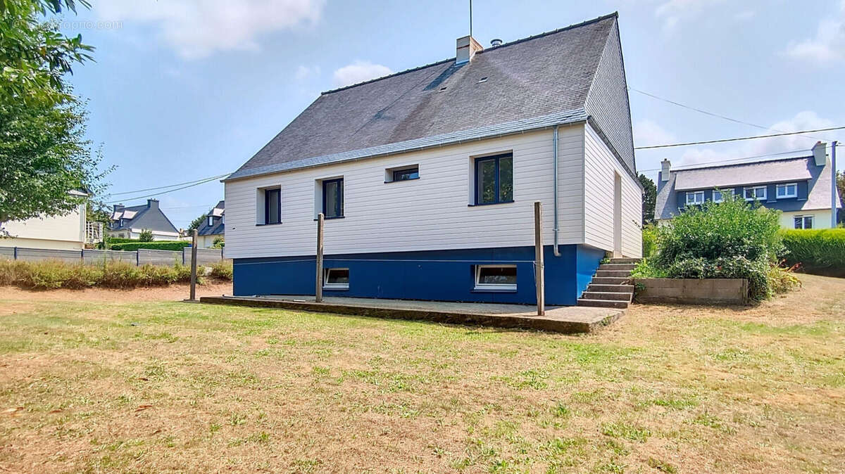 Maison à TREVOU-TREGUIGNEC
