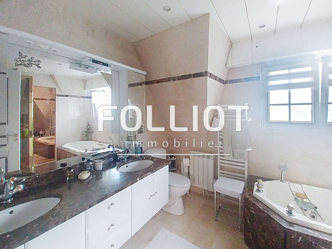 Maison à MERVILLE-FRANCEVILLE-PLAGE