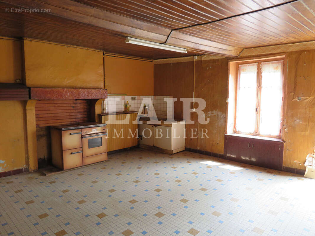 Maison à SAINT-CYR-EN-PAIL