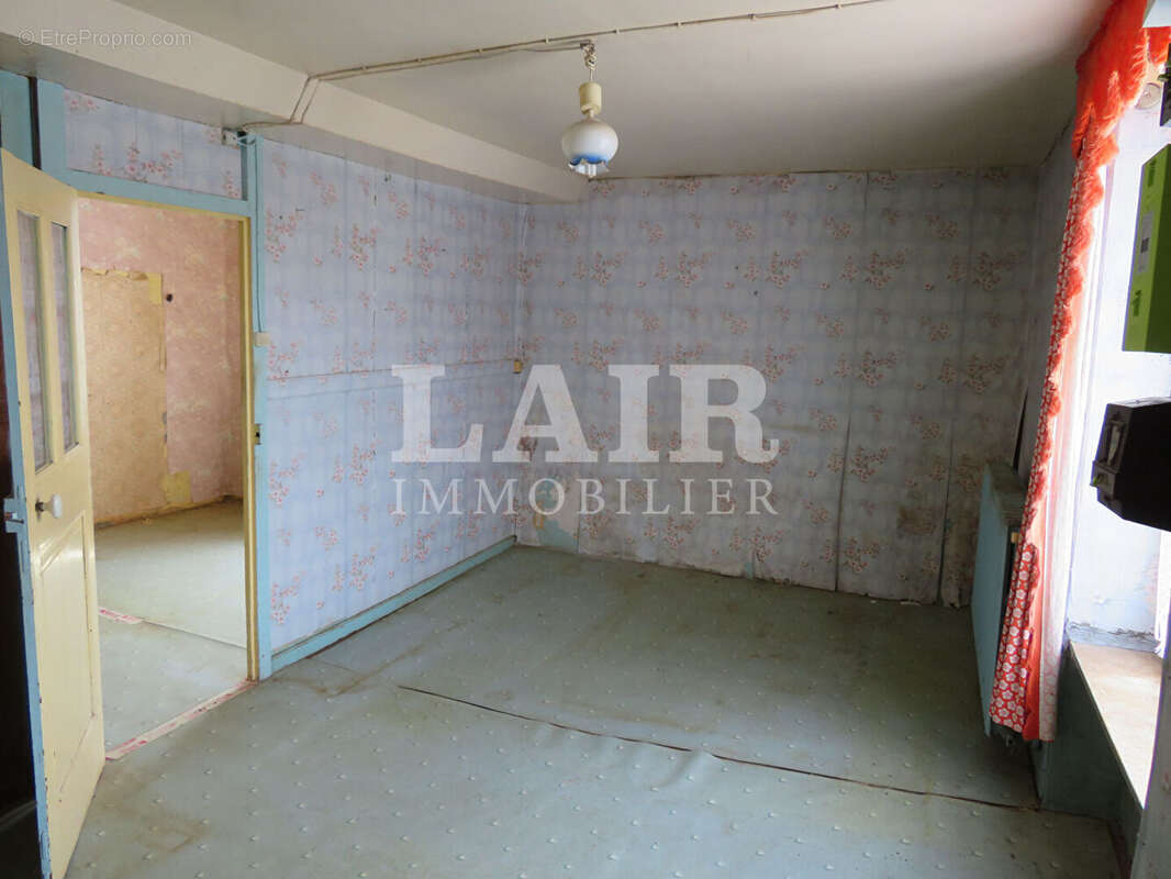 Maison à SAINT-CYR-EN-PAIL