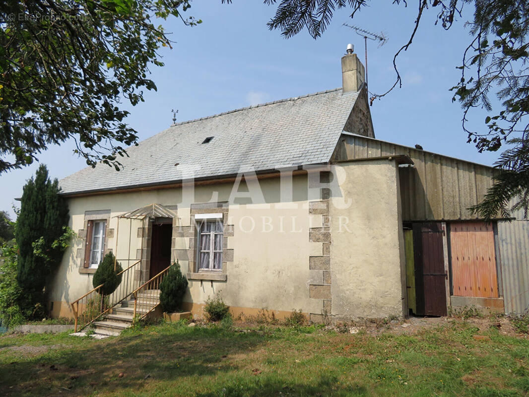 Maison à SAINT-CYR-EN-PAIL