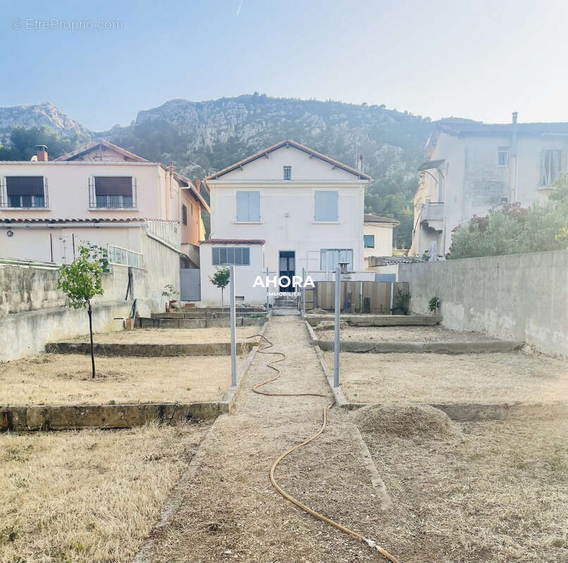 Maison à MARSEILLE-9E