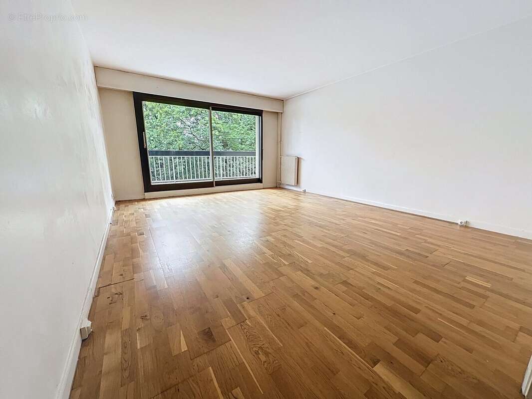 Appartement à VERSAILLES