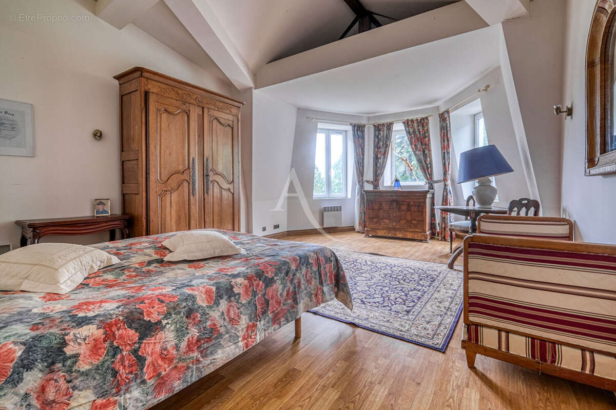 Maison à LAGNY-SUR-MARNE