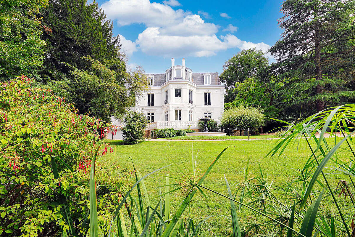 Maison à LAGNY-SUR-MARNE