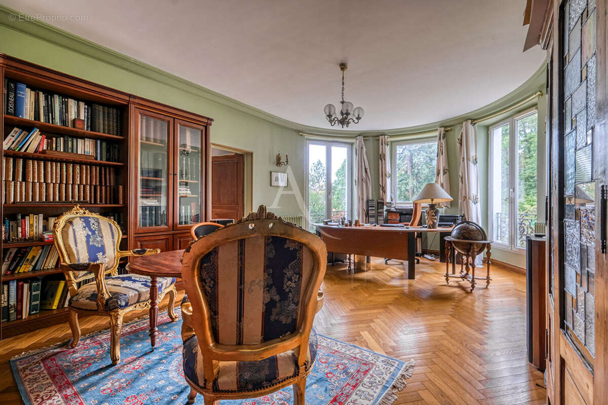 Maison à LAGNY-SUR-MARNE