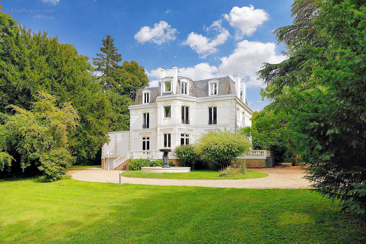 Maison à LAGNY-SUR-MARNE