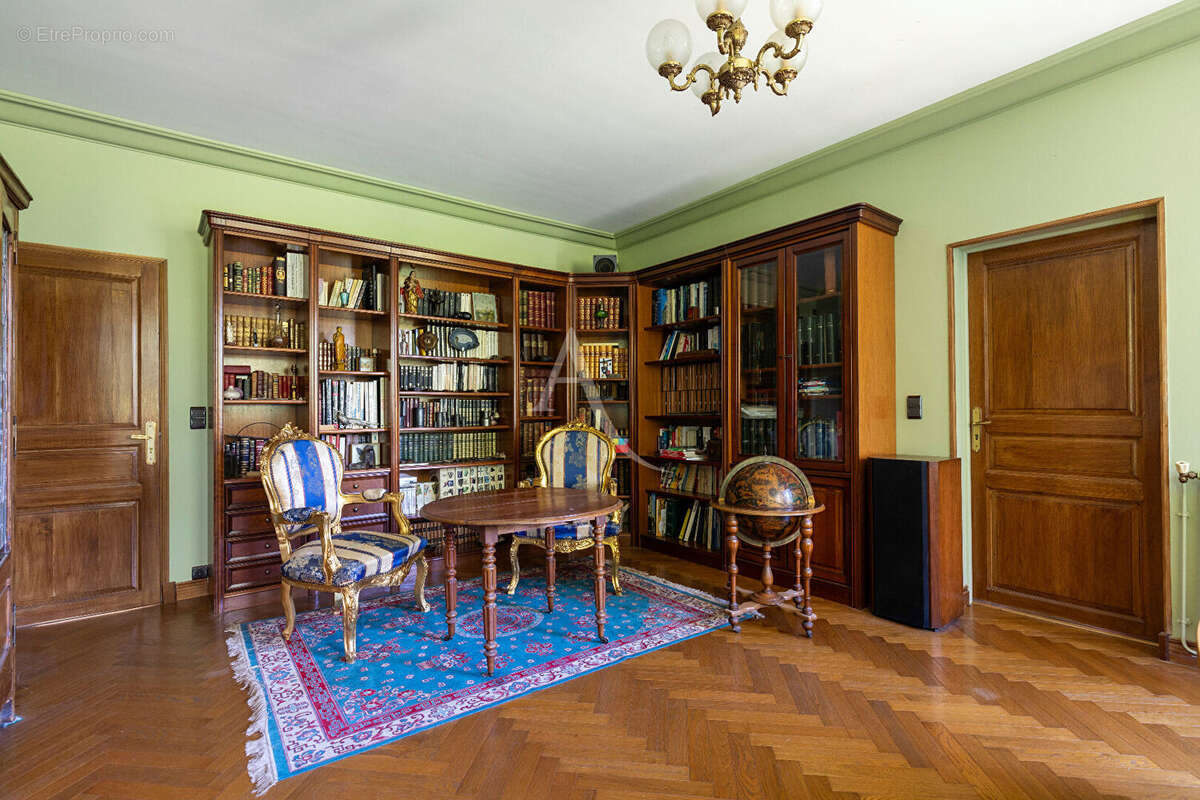 Maison à LAGNY-SUR-MARNE