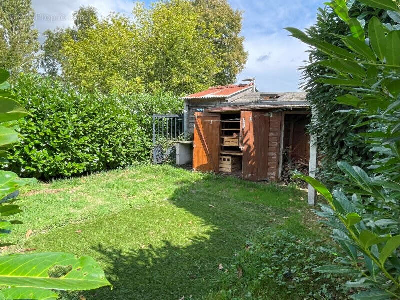 Maison à LA BAZOCHE-GOUET