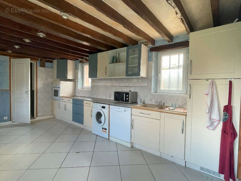 Maison à LA BAZOCHE-GOUET