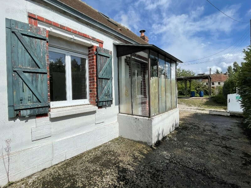 Maison à LA BAZOCHE-GOUET