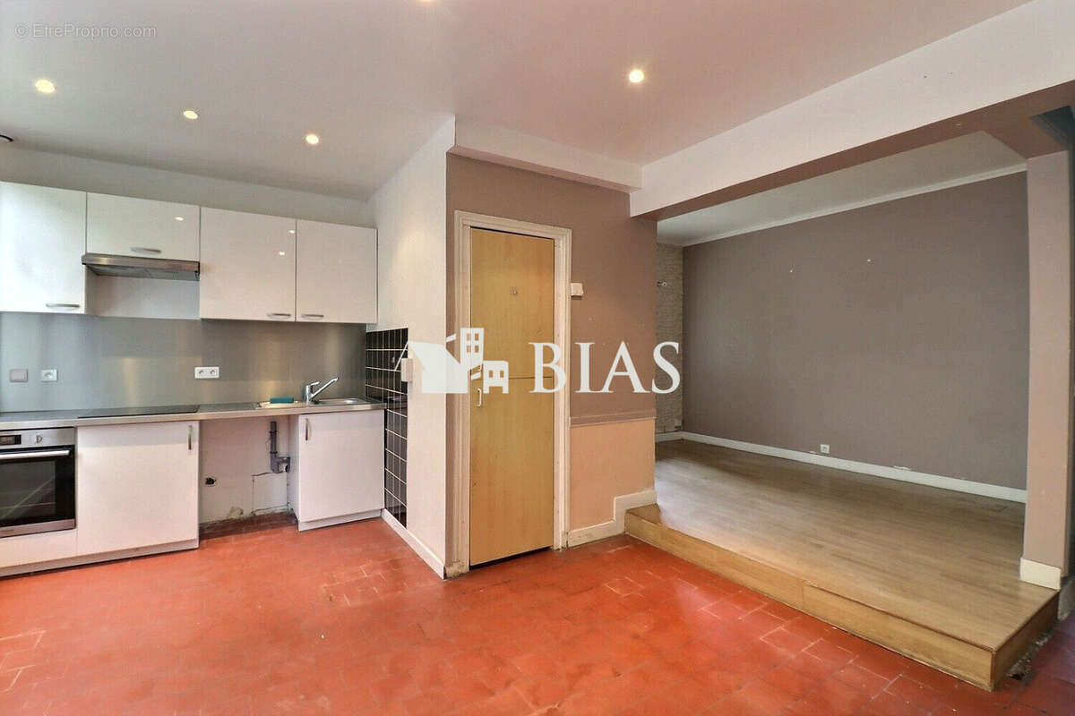 Maison à SAINT-HYMER