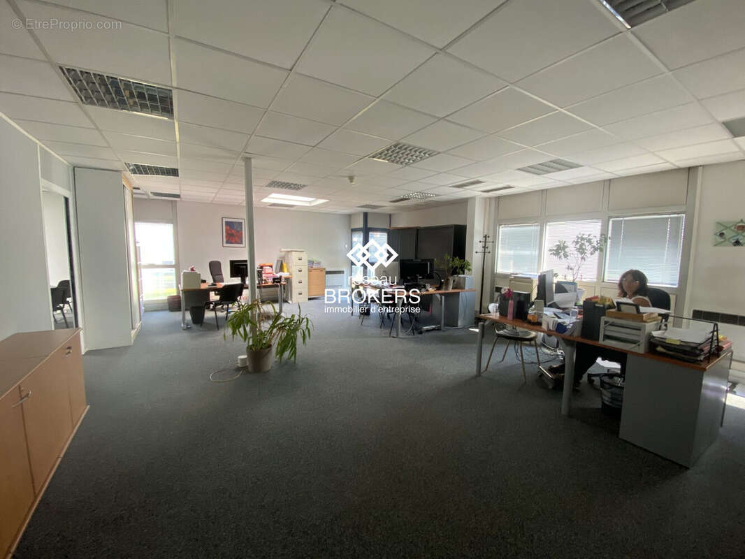 Commerce à MONTBONNOT-SAINT-MARTIN