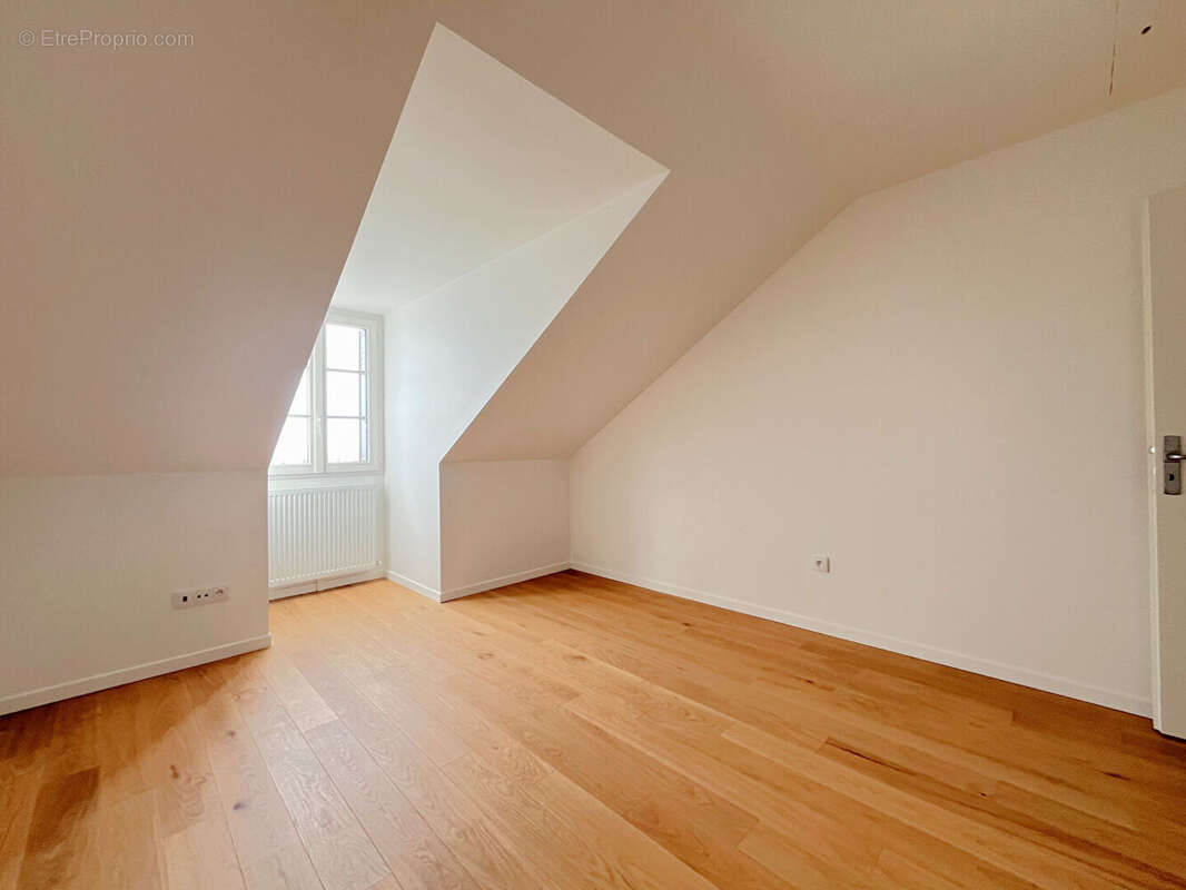 Appartement à FONTENAY-SOUS-BOIS
