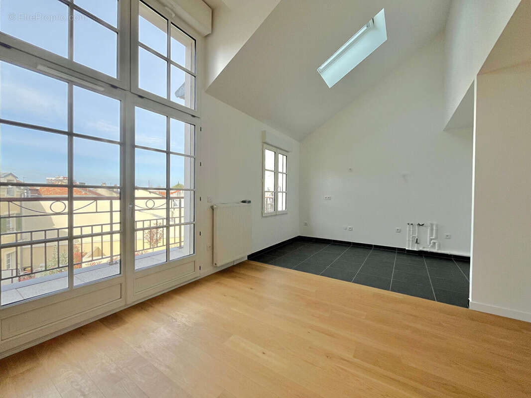 Appartement à FONTENAY-SOUS-BOIS