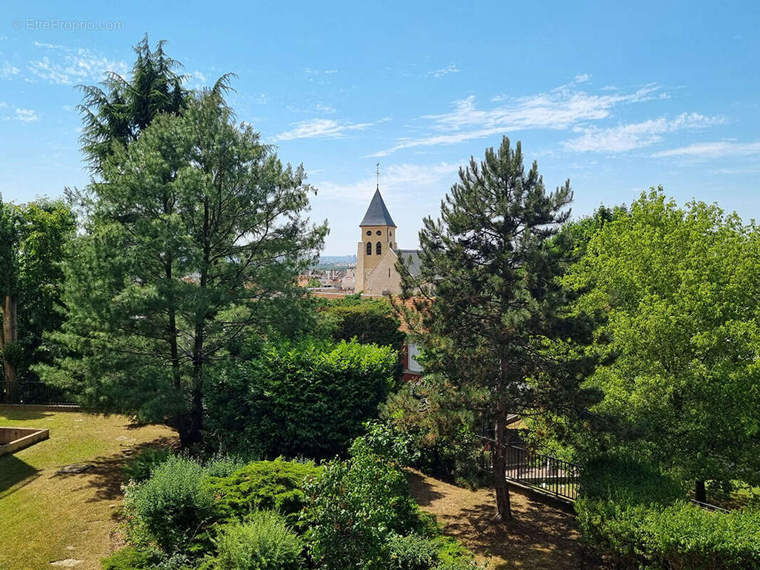 Appartement à FONTENAY-SOUS-BOIS