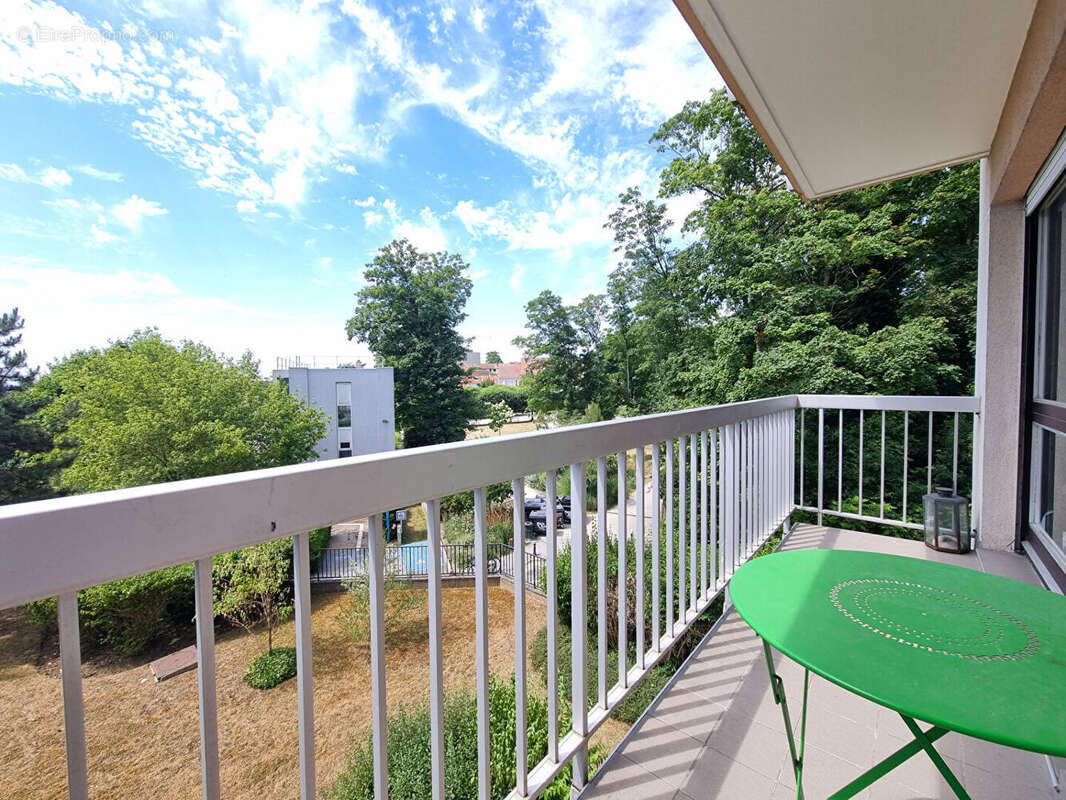 Appartement à FONTENAY-SOUS-BOIS