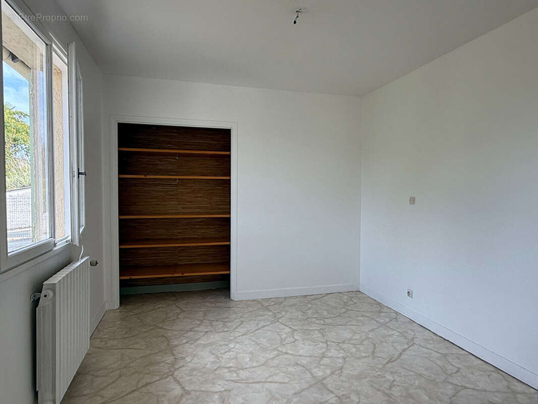 Maison à FONTAINE-LE-COMTE