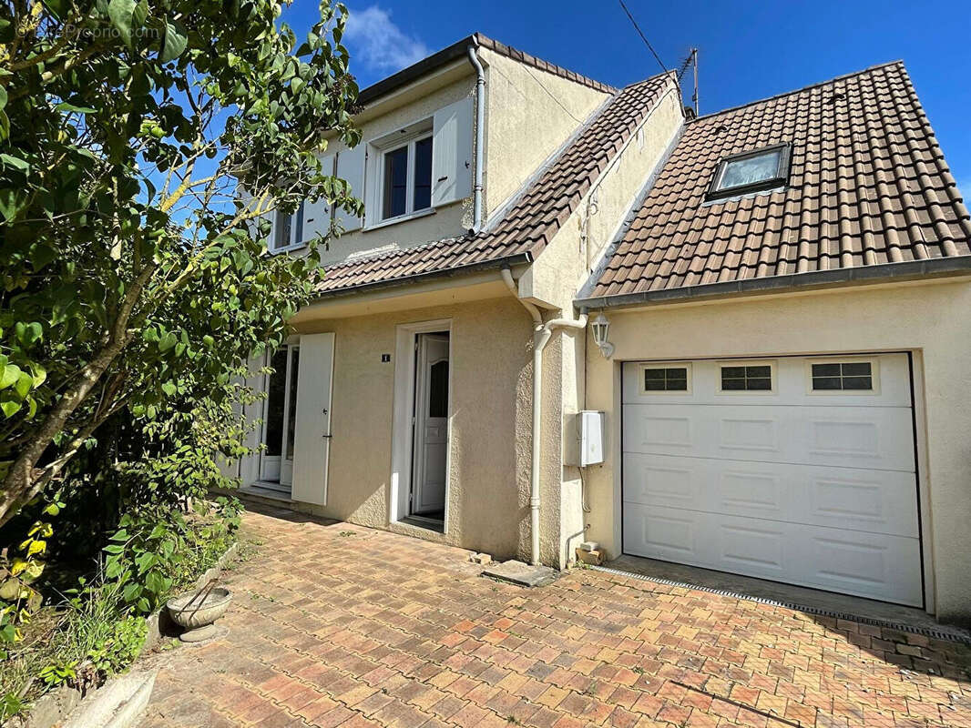 Maison à SAACY-SUR-MARNE