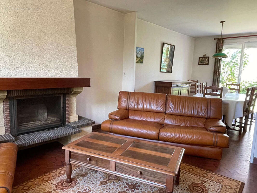 Maison à SAACY-SUR-MARNE