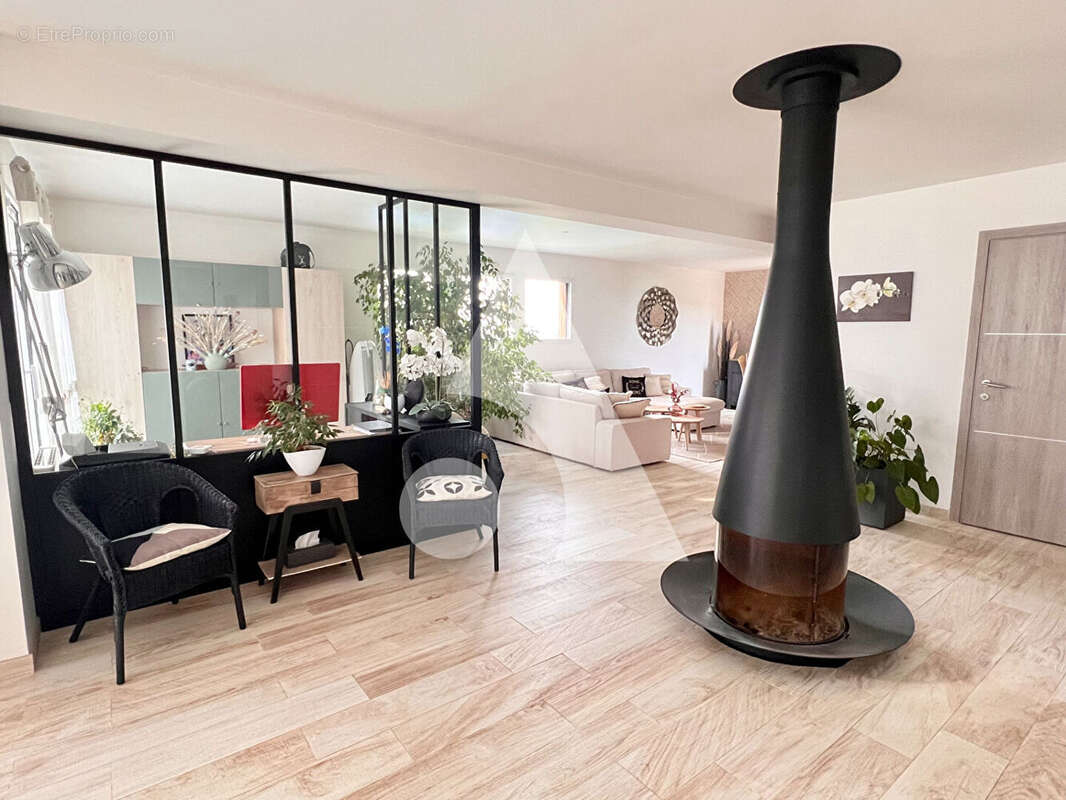 Maison à SAINT-GERMAIN-SUR-MORIN