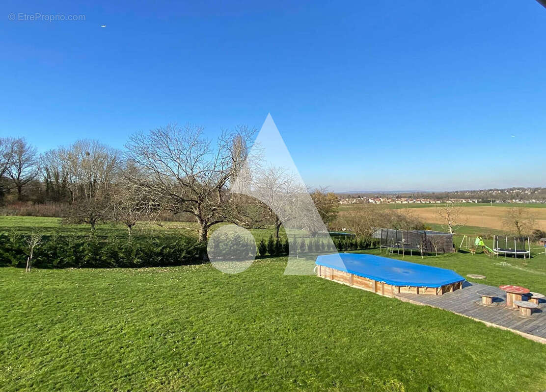 Maison à SAINT-GERMAIN-SUR-MORIN