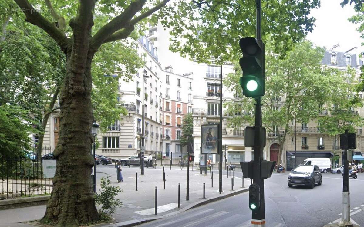 Autre à PARIS-19E