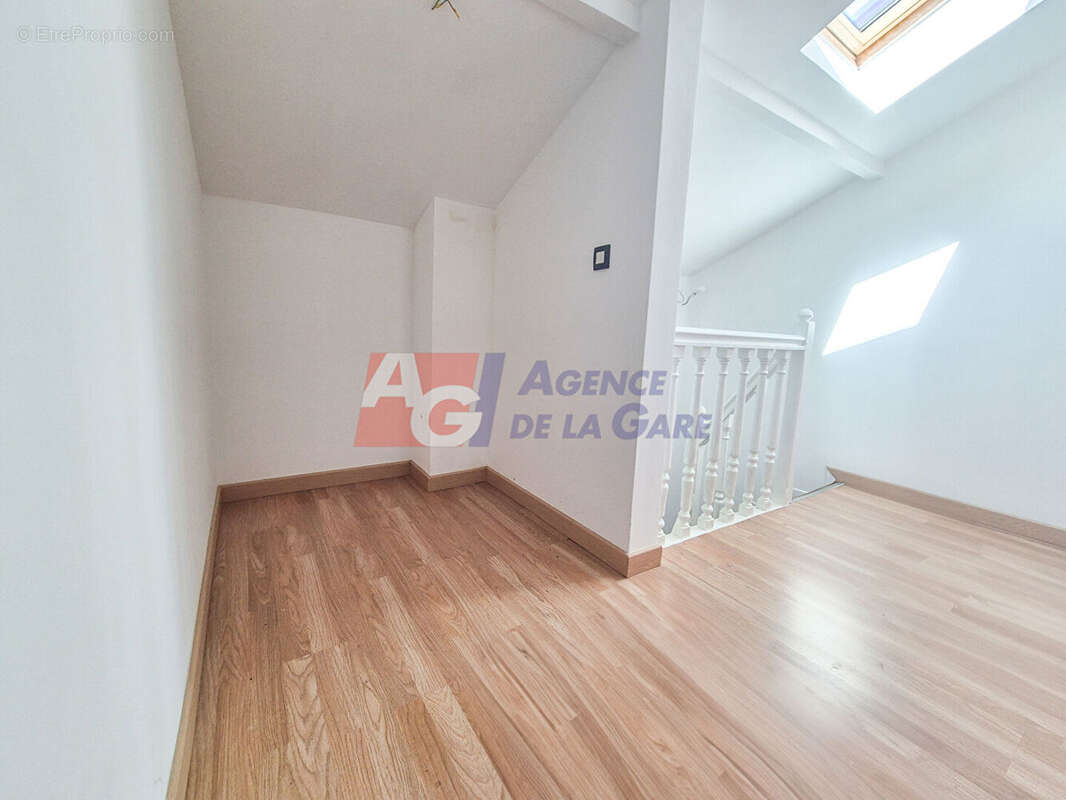 Maison à CARRIERES-SUR-SEINE