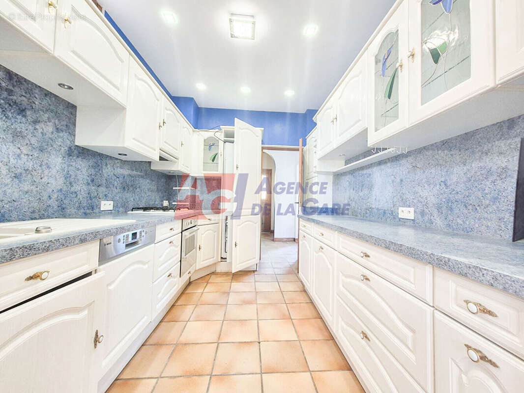 Maison à CARRIERES-SUR-SEINE