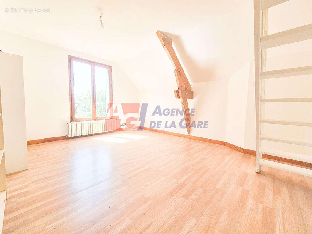 Maison à CARRIERES-SUR-SEINE