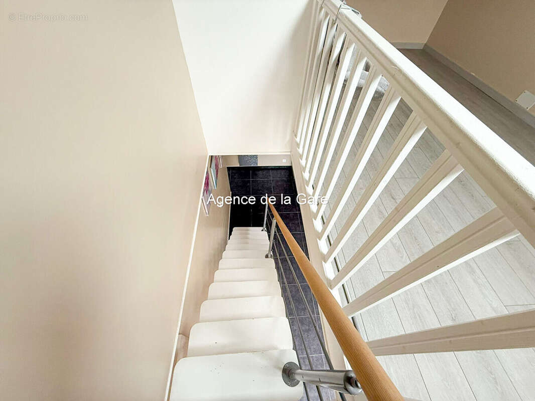 Maison à SARTROUVILLE