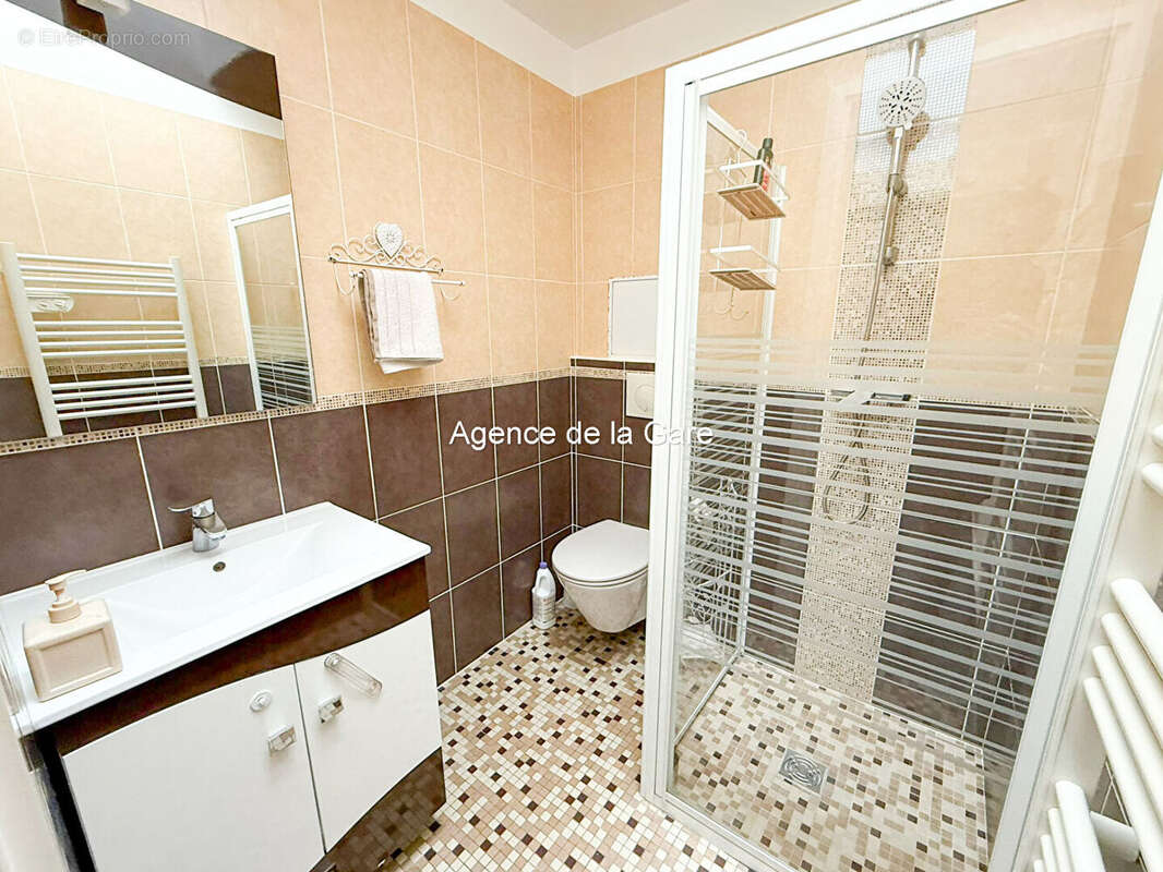 Maison à SARTROUVILLE