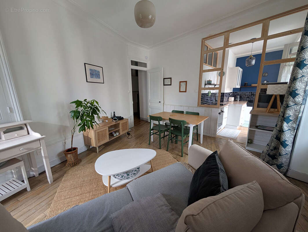 Appartement à LYON-6E
