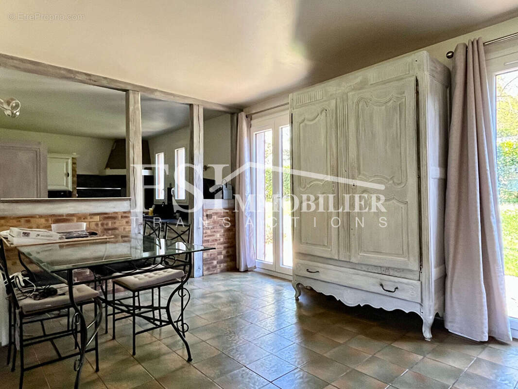 Maison à SAINT-PRIX