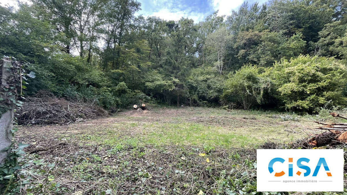 Terrain à BETHISY-SAINT-PIERRE