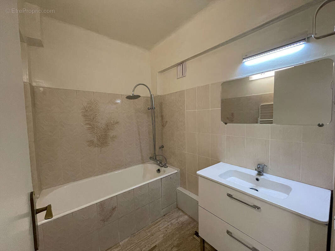 Appartement à LE RAINCY