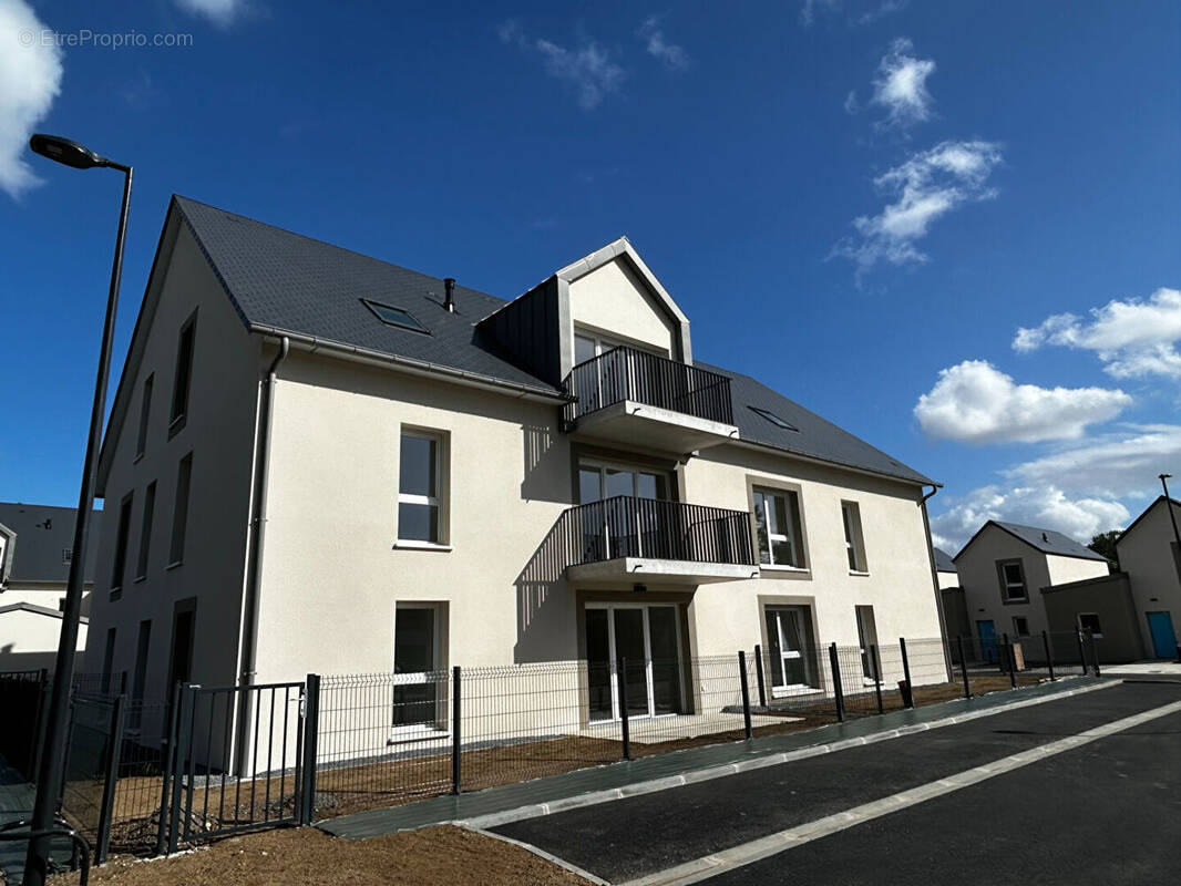 Appartement à CORMELLES-LE-ROYAL