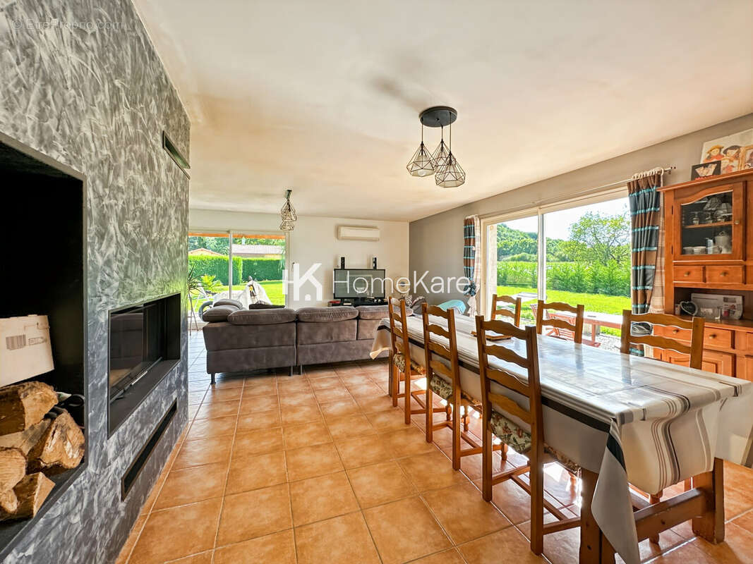 Maison à BEAUCHALOT