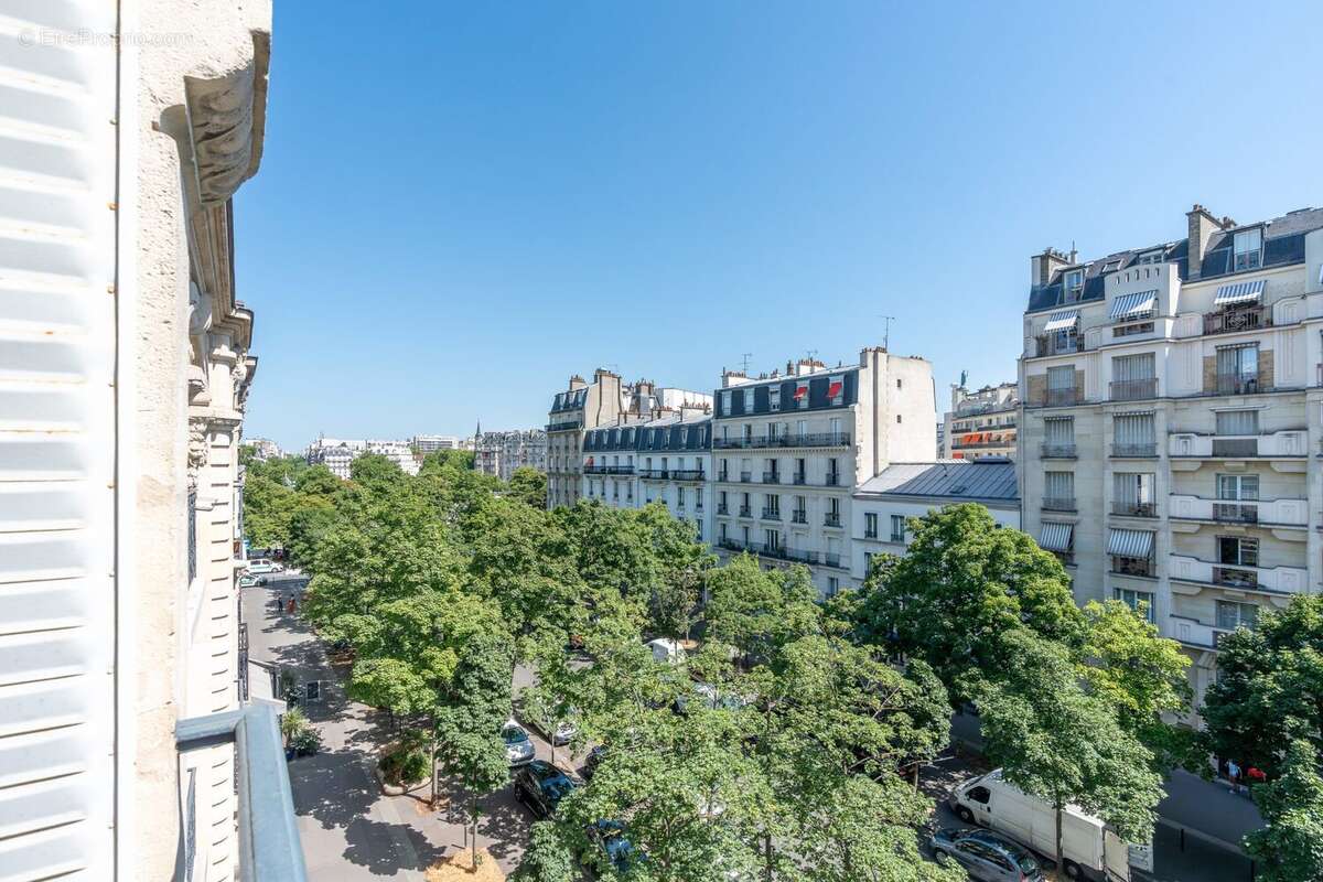 Appartement à PARIS-12E