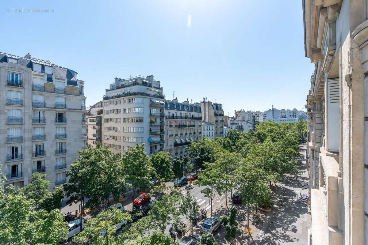 Appartement à PARIS-12E