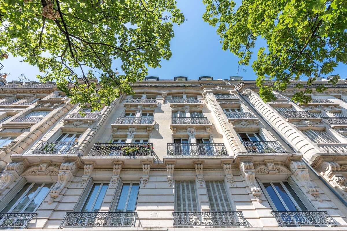 Appartement à PARIS-12E