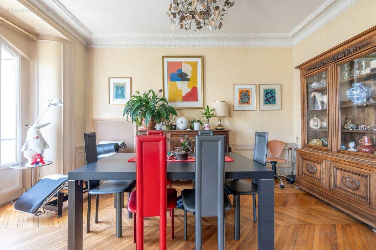 Appartement à PARIS-12E