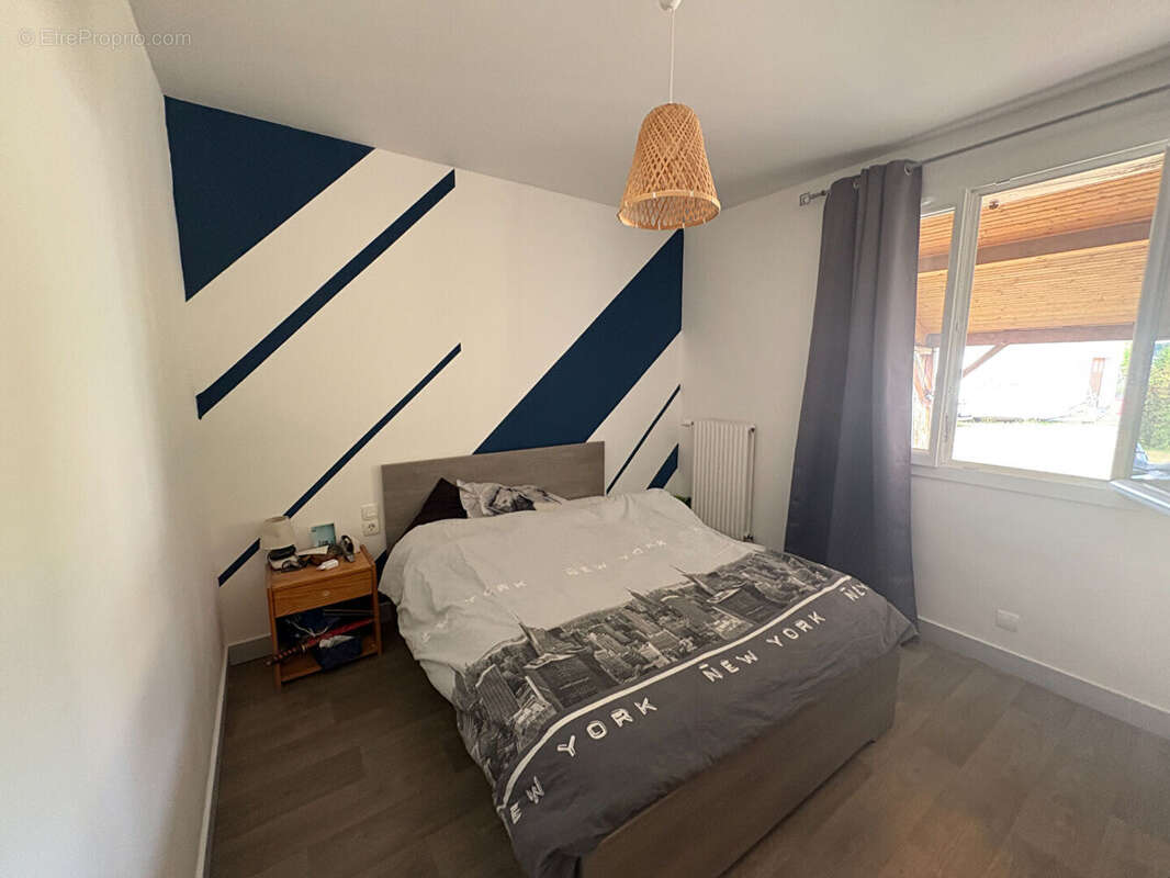 Maison à SOUVIGNE-SUR-MEME