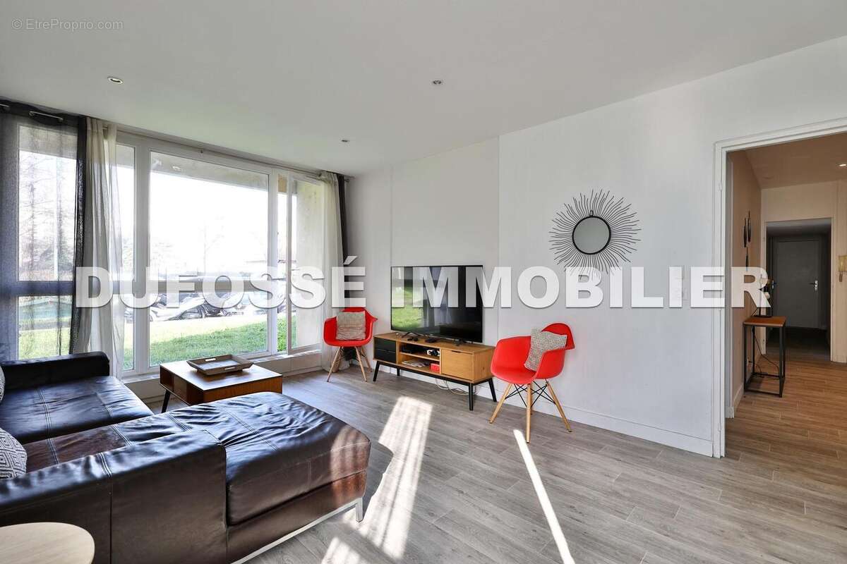 Photo 3 - Appartement à VILLEURBANNE